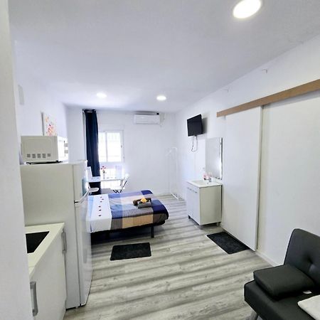Apartamento Metro Manises Y Aeropuerto Dış mekan fotoğraf