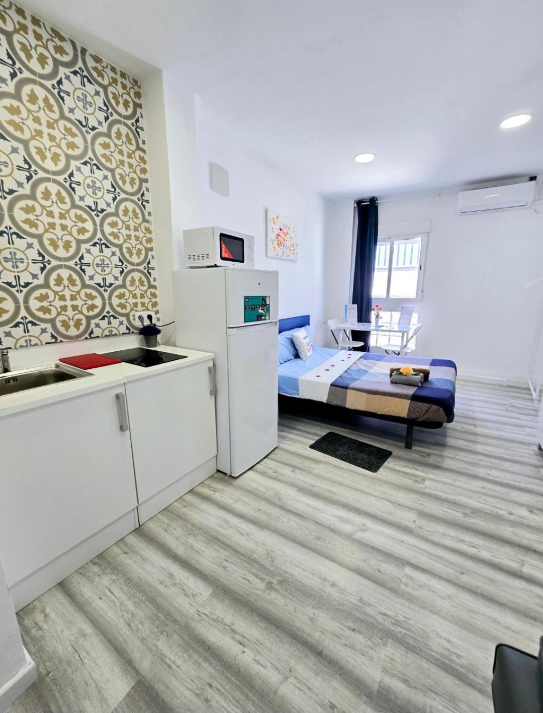 Apartamento Metro Manises Y Aeropuerto Dış mekan fotoğraf